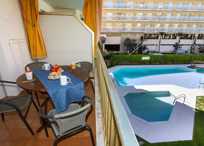 Appartement Americas By Interhome Lloret de Mar