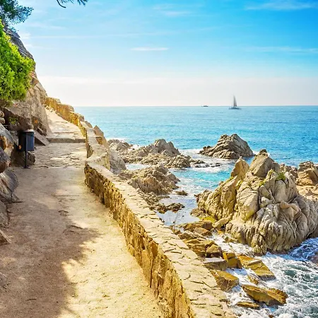 Апартаменты Americas By Interhome Льорет-де-Мар